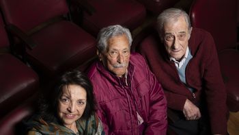 maestros y discipulos del teatro en caja