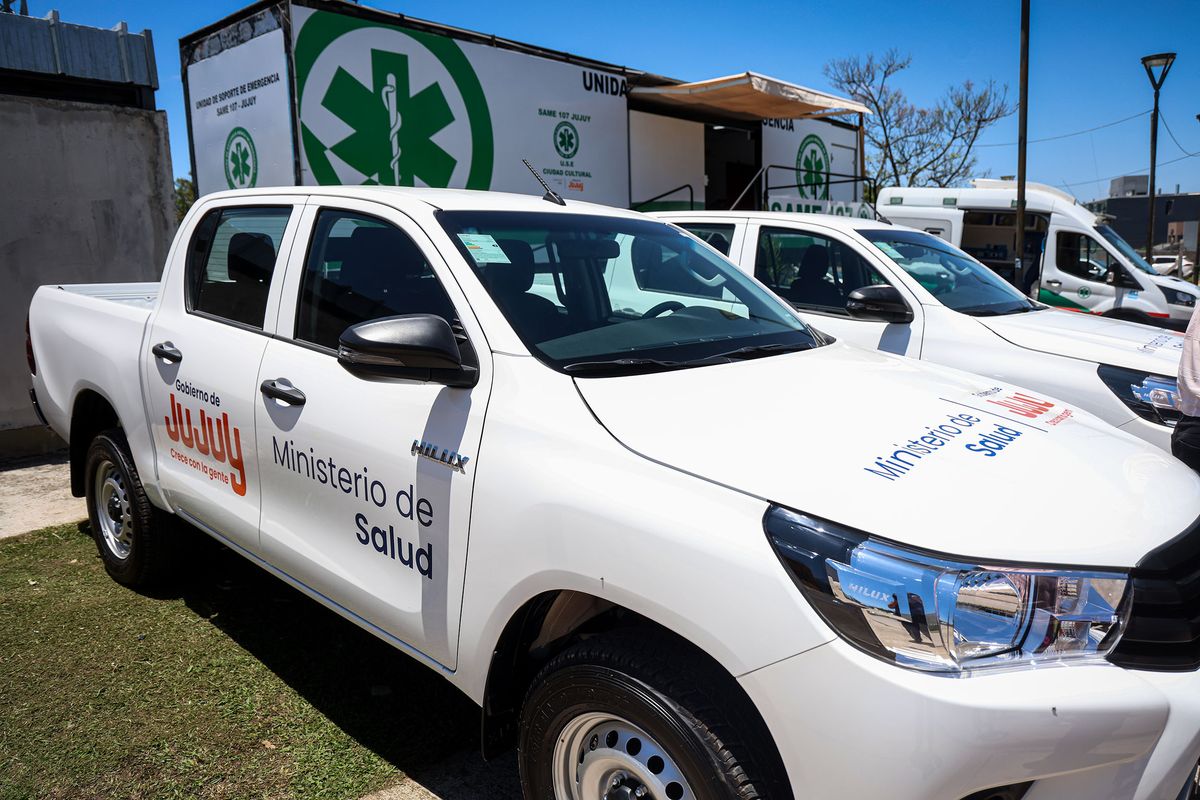 Sadir refuerza la atención sanitaria con nuevos móviles de itinerancia y base del SAME Sadir refuerza la atención sanitaria con nuevos móviles de itinerancia y base del SAME