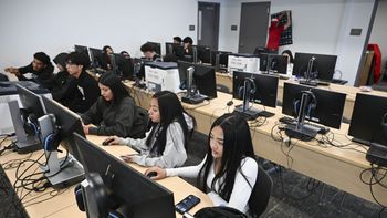 Ingreso a la carrera de Medicina en Jujuy: este lunes habrá una reunión virtual por el examen final