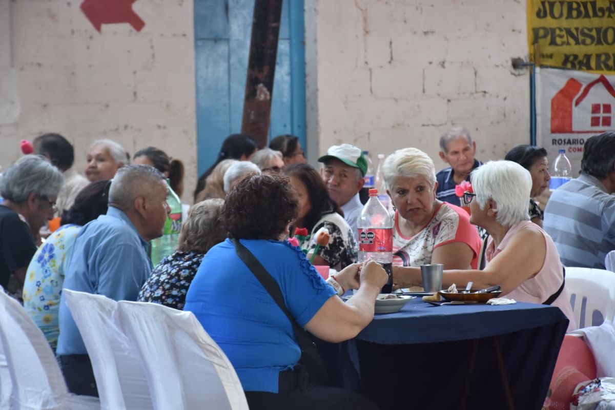Se celebró el 7° Encuentro de Jubilados Rurales en Barro Negro