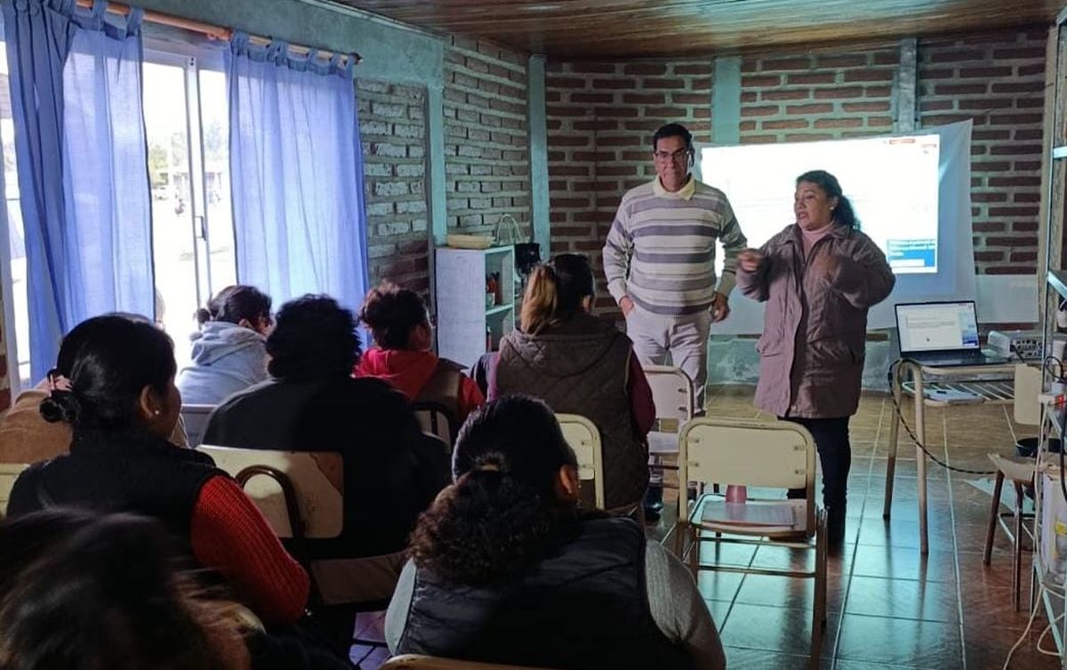 Continúa la formación emprendedora en distintos puntos de la provincia