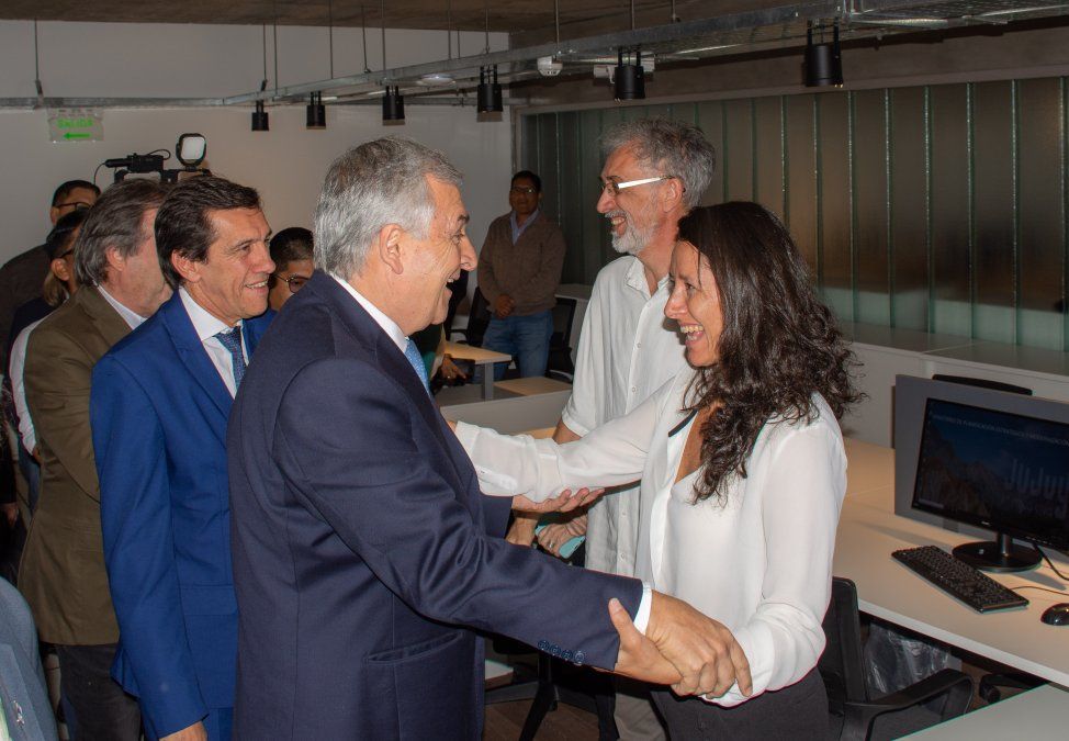 Morales inauguró el nuevo edificio del ministerio de Planificación Estratégica y Modernización en Ciudad Cultural