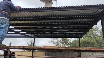 infraestructura finalizo tinglado en el secundario 6