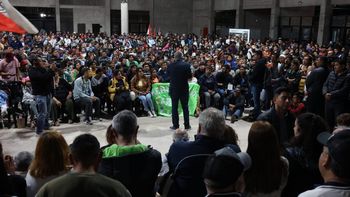 morales: estos decretos de adjudicacion certifican y garantizan la tenencia de sus hogares 