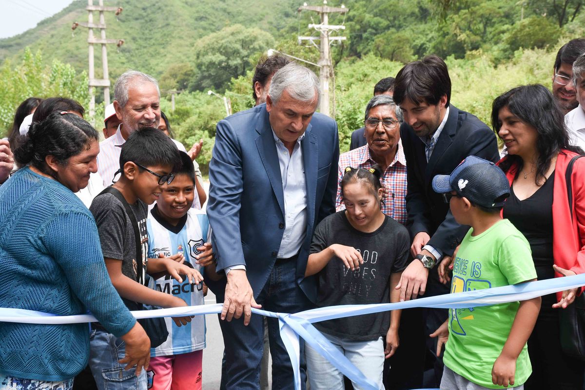 Morales inauguró la pavimentación de una importante arteria en Lozano
