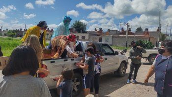 Regalos para los niños de Alto Comedero.