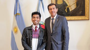 sadir reconocio al joven lautaro sosa por lograr una beca de estudios de una universidad estadounidense