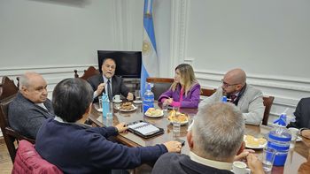 reforma: gobierno, iglesia y cgt apuestan al dialogo