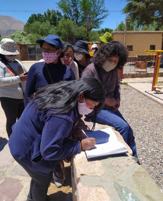 Uquía: iniciarán la obra en los puestos de artesanos!