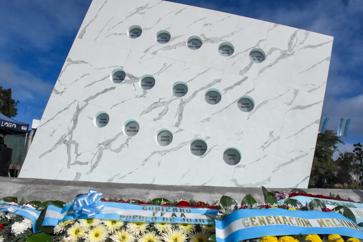 Emotivo homenaje a los héroes de Malvinas a 41 años de la gesta
