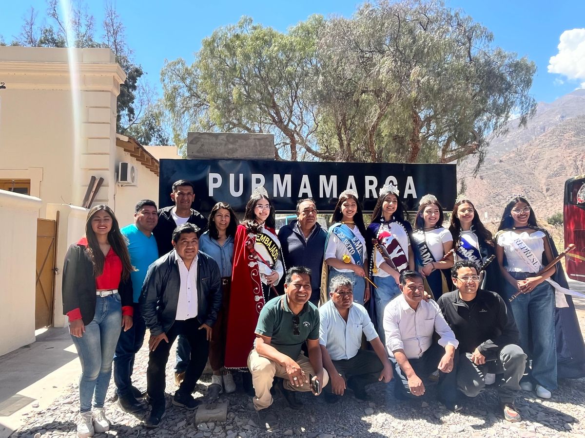 Representantes estudiantiles en el Tren Solar