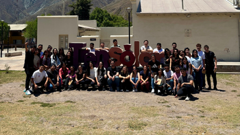 Volcán, memoria en movimiento: el Tren Solar y una comunidad que volvió a ponerse de pie