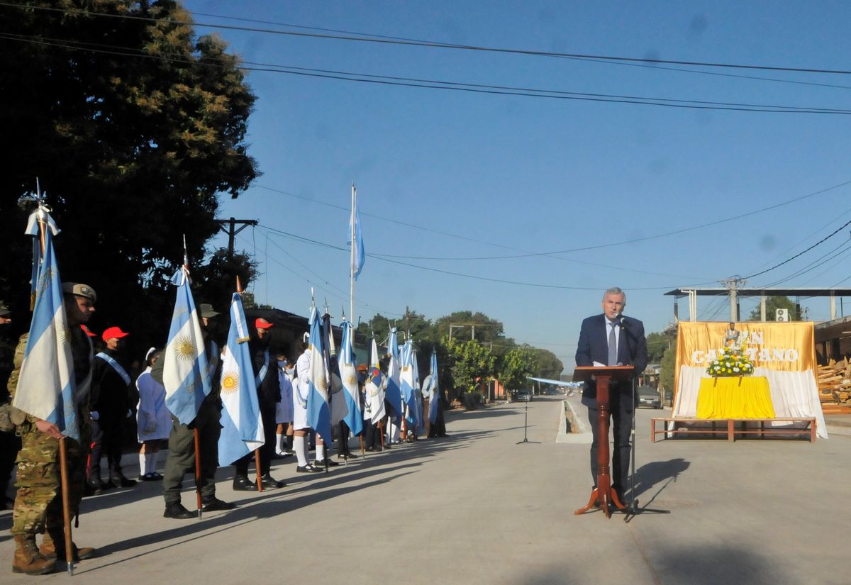 El Gobernador  dejó inaugurada  la avenida Formosa de Caimancito