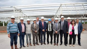 Morales, en visita al futuro hospital regional, anunció que Libertador será sede central de la carrera de medicina