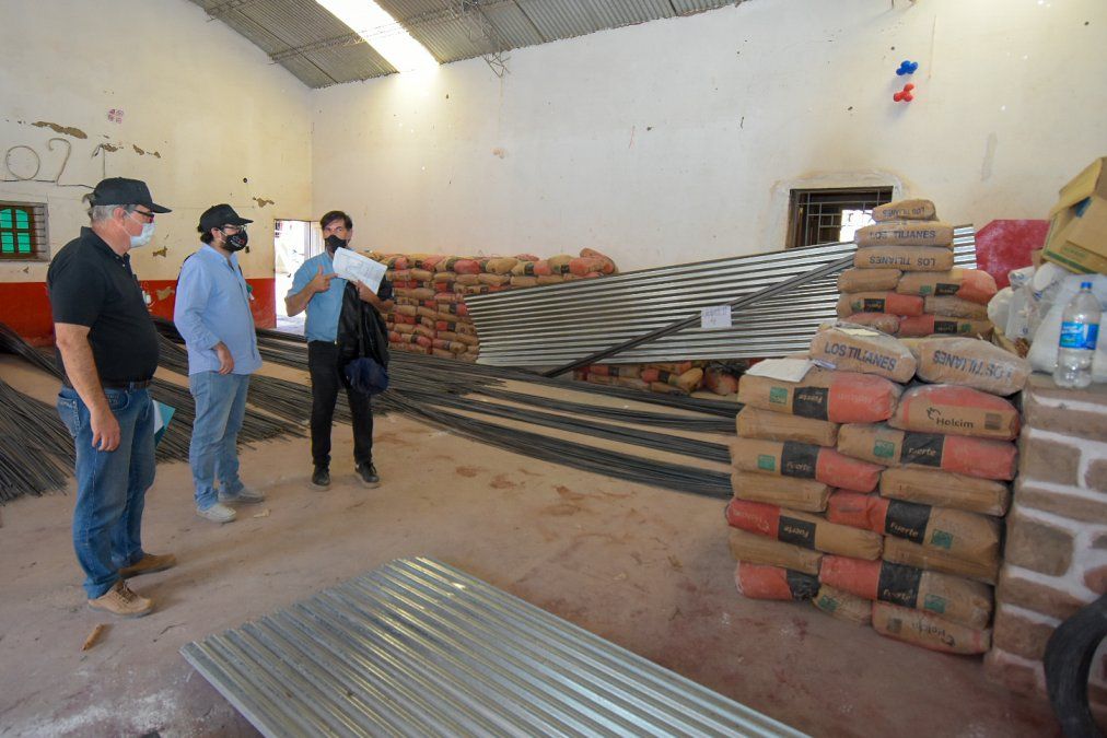 Los materiales para la reconstrucción en Caspalá se entregan en kits específicos de acuerdo a las afectaciones en cada vivienda.