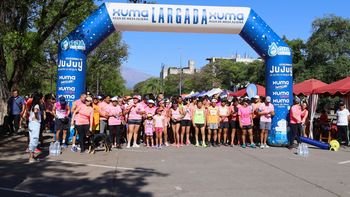 cancer de mama: salud acompano la segunda edicion de la maraton rosa