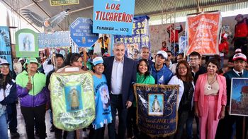 gerardo morales entrego subsidios, viveres y pasajes para el traslado de las bandas de sikuris gerardo morales entrego subsidios, viveres y pasajes para el traslado de las bandas de sikuris