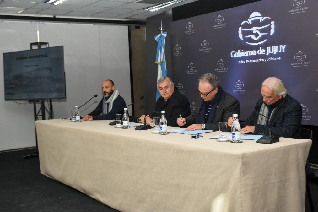 Ciudad Deportiva: Morales celebró el inicio de construcción del  estadio flexible  en Alto Comedero