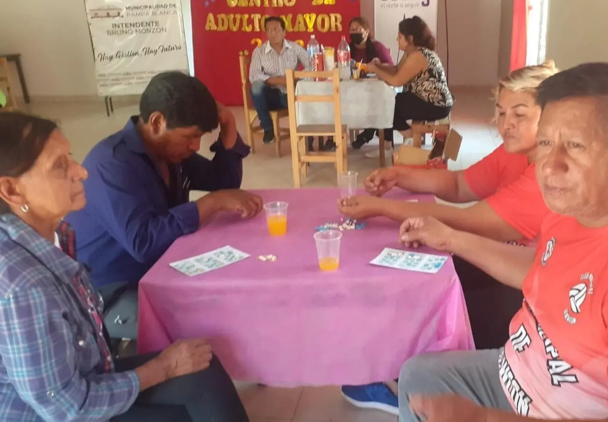 Pampa Blanca: Adultos mayores participaron de juegos de salón