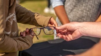 El Gobierno de Jujuy realizará controles visuales gratuitos y entregará anteojos en toda la provincia