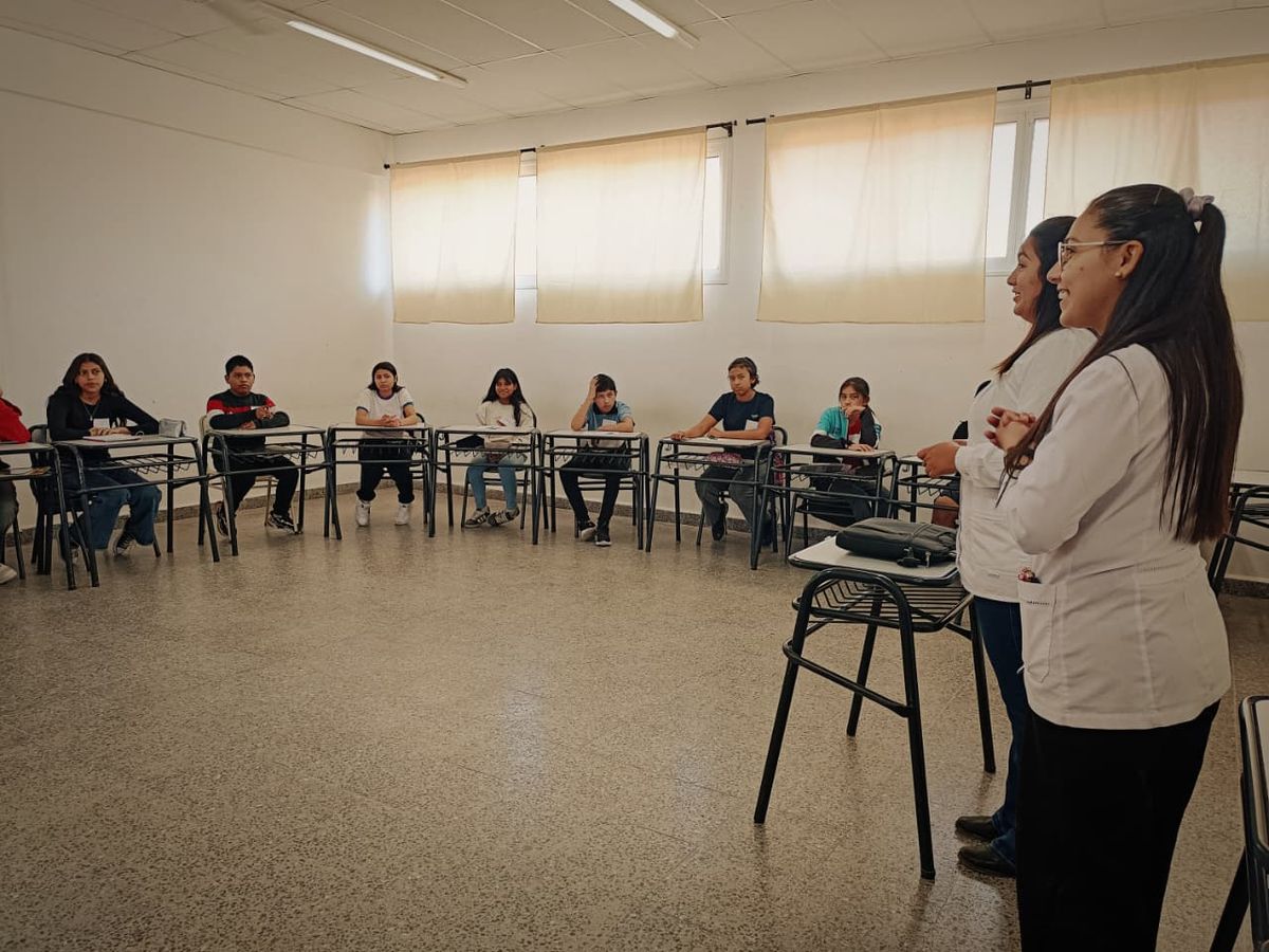 La ministra Serrano encabezó la segunda jornada de Escuelas Abiertas La ministra Serrano encabezó la segunda jornada de Escuelas Abiertas