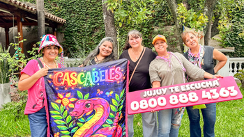 Carnaval sin Violencias en el topamiento de comadres en Macedonio Graz