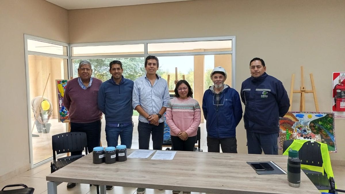 Firma de convenio entre GIRSU Jujuy S.E. y LASA-Agro