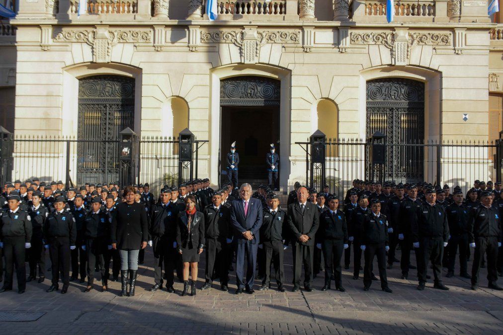 Morales tomó juramento de fidelidad a la bandera nacional a cadetes del Instituto Universitario Provincial de Seguridad