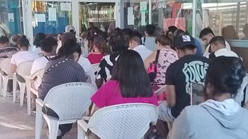 masiva concurrencia al operativo de autenticacion de copias de titulos en san pedro masiva concurrencia al operativo de autenticacion de copias de titulos en san pedro
