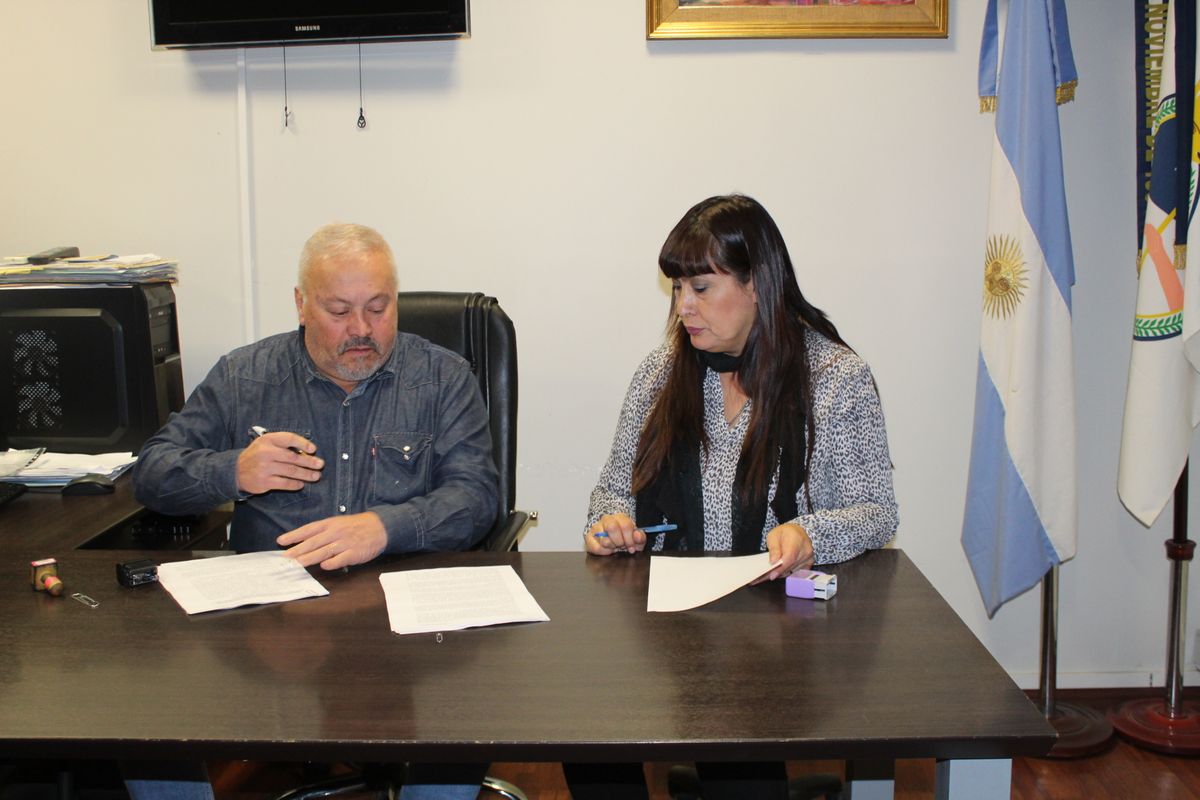 Familias de Alto Comedero y El Carmen se beneficiarán gracias a convenios entre la Secretaria de Ordenamiento Territorial y Nación