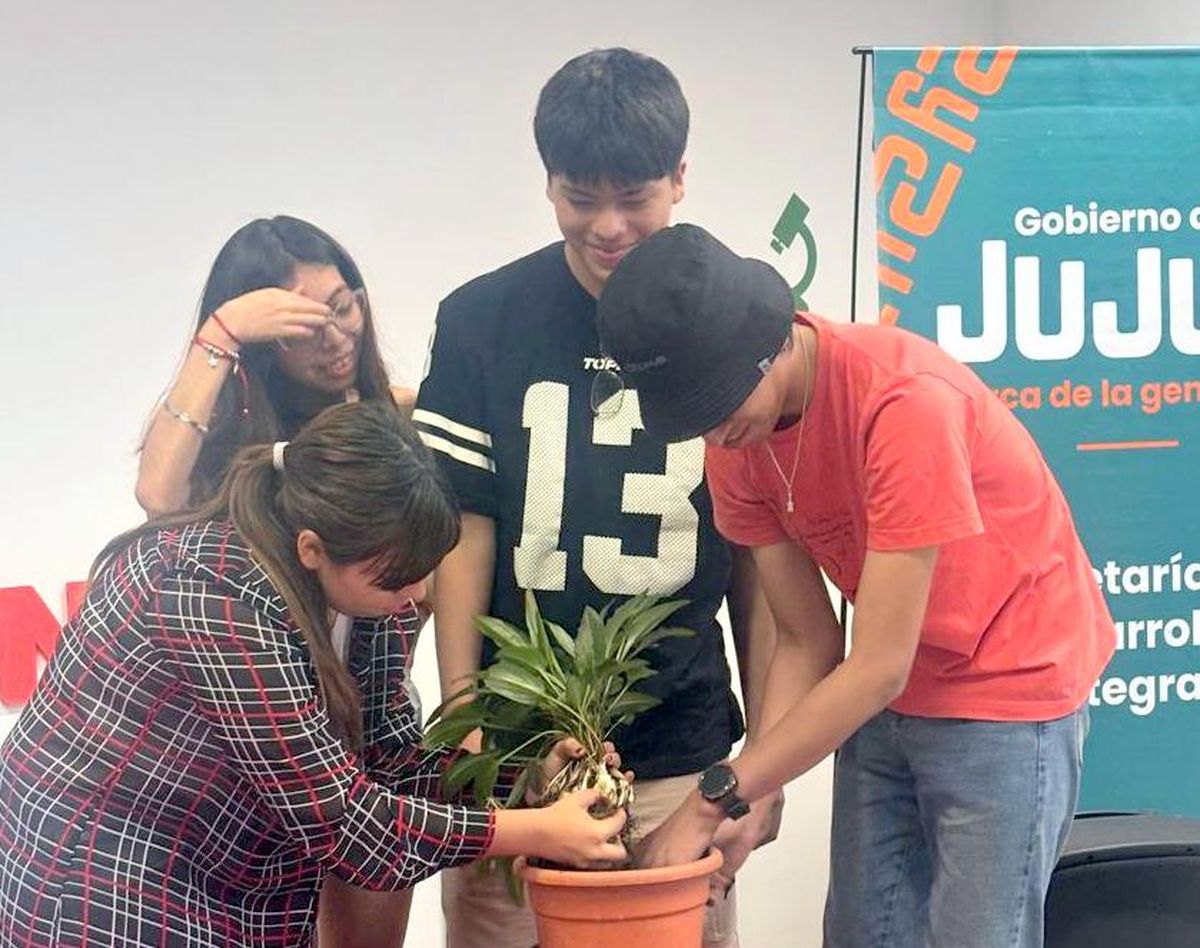 Más de 130 jóvenes en un nuevo encuentro de Poné primera a tu futuro Más de 130 jóvenes en un nuevo encuentro de Poné primera a tu futuro