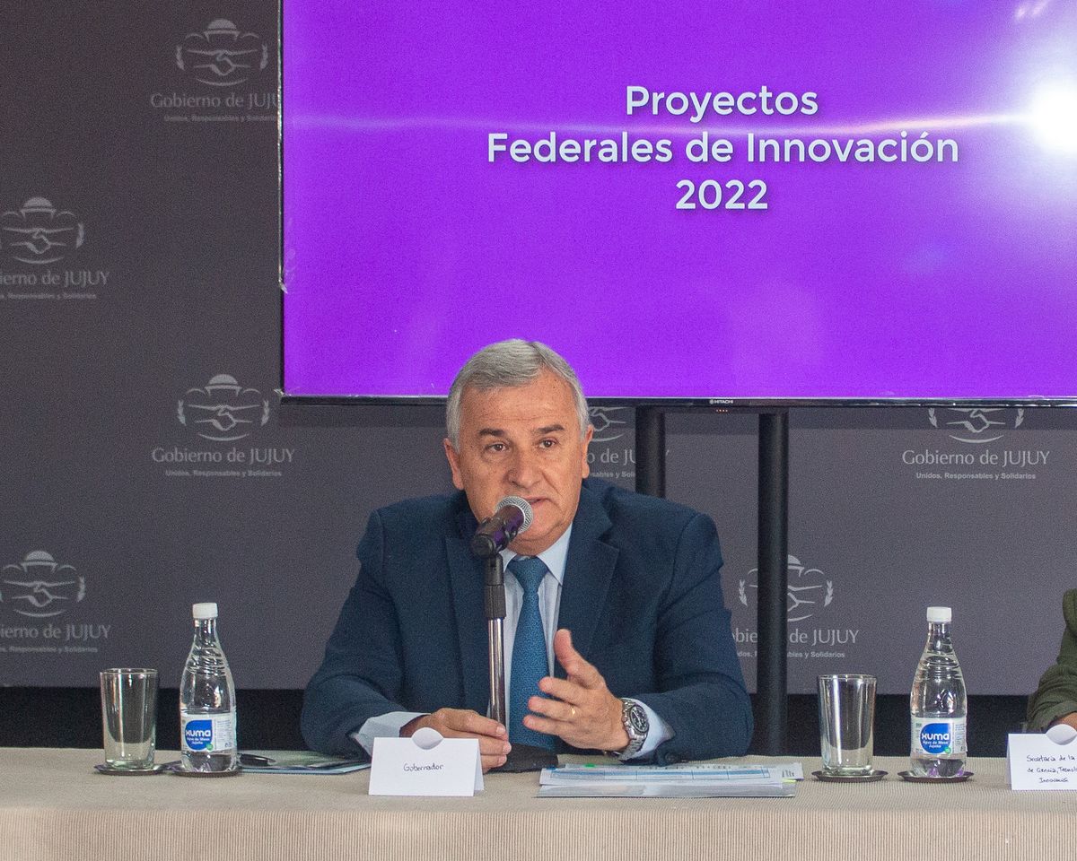 Morales entregó recursos para el desarrollo de proyectos de innovación