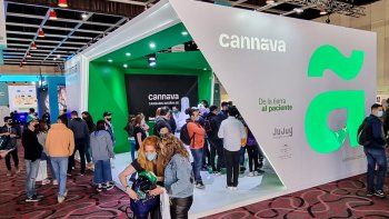 cannava se luce en el pabellon medicinal de la expo cannabis