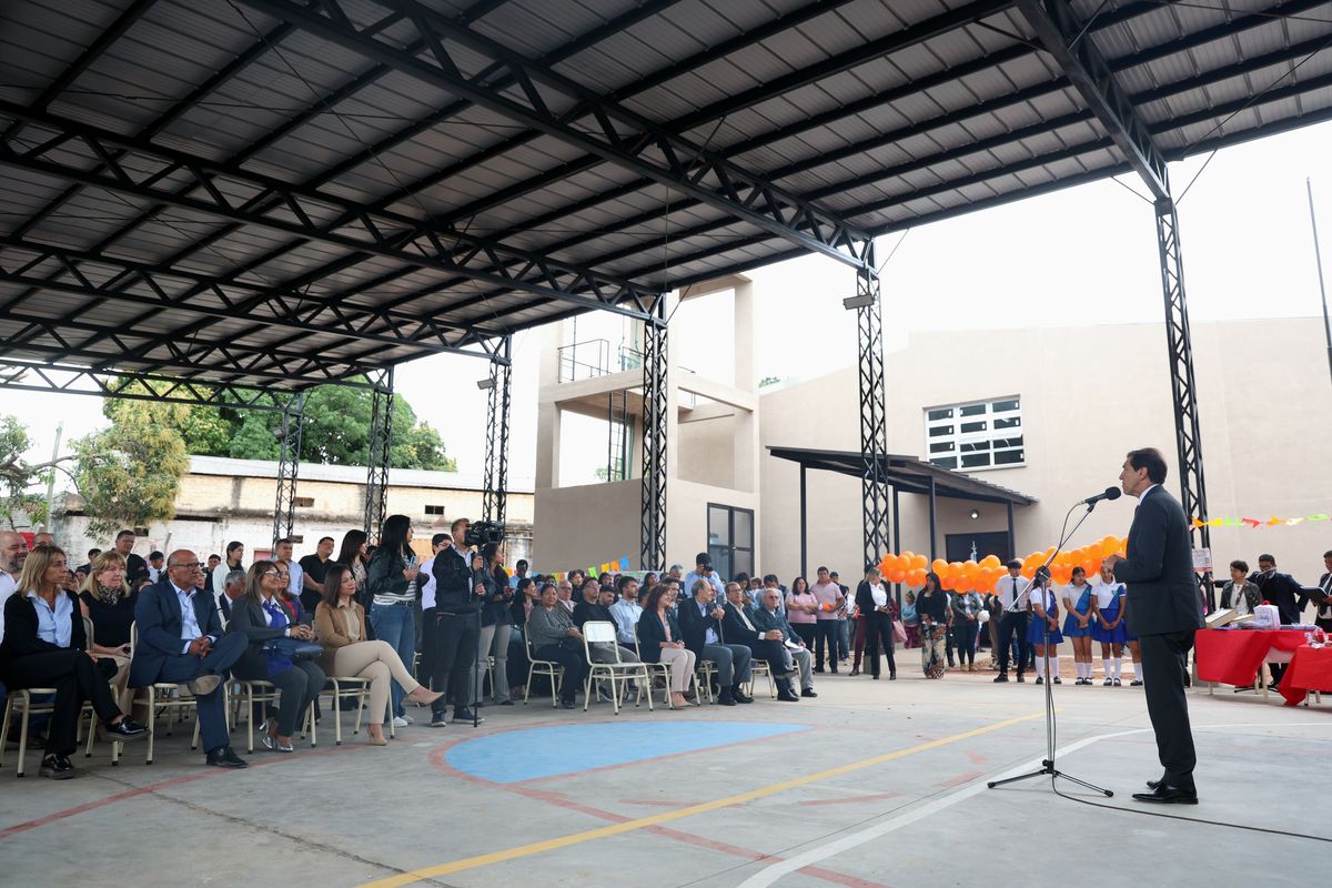 Sadir inauguró un moderno edificio para el Colegio N° 27 de El Bananal