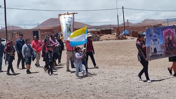 la comunidad de jama honro a su santa patrona nuestra senora de lourdes la comunidad de jama honro a su santa patrona nuestra senora de lourdes