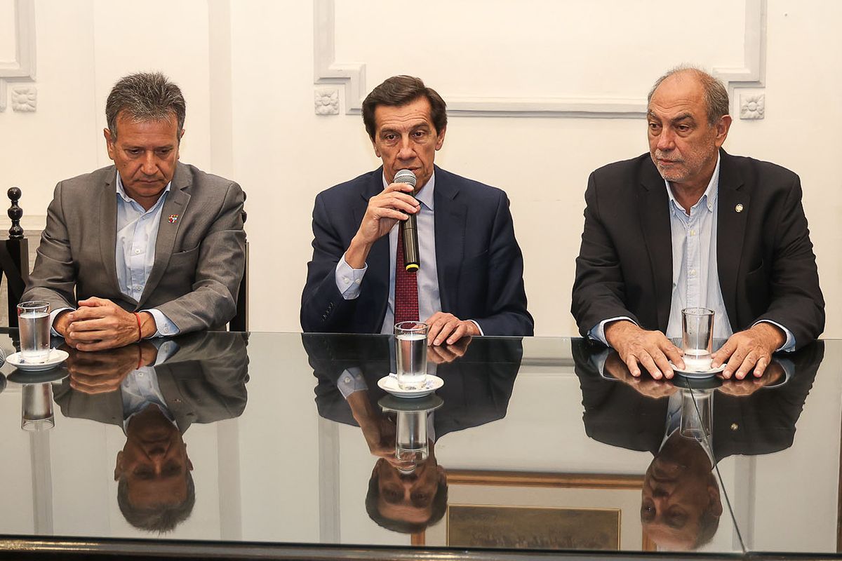 El Gobernador puso en marcha el curso de ingreso a la carrera de Medicina