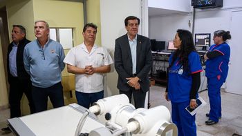 Sadir recorrió las obras que mejoran la infraestructura y los servicios del hospital Gallardo de Palpalá