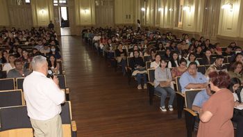 entregaron mas de 280 cargos a docentes de ingles