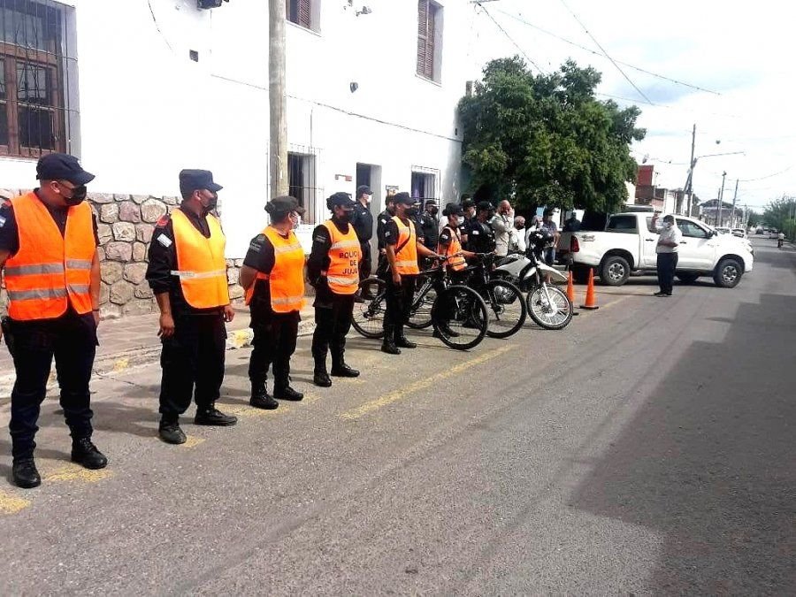 Entrega de unidades móviles para la jurisdicción de El Carmen