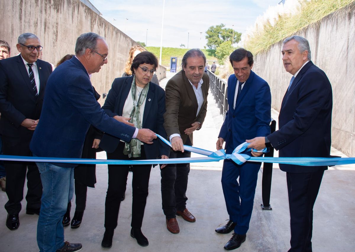 Morales inauguró el nuevo edificio del ministerio de Planificación Estratégica y Modernización en Ciudad Cultural