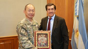 Las autoridades del Ejército Argentino en Jujuy y Salta visitaron al gobernador Sadir