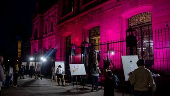 Inauguración de la Muestra Retratos Rosas en Casa de Gobierno