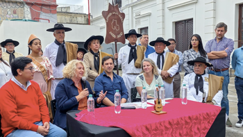 Cabalgata en homenaje a Jorge Cafrune por un nuevo aniversario de su paso a la inmortalidad