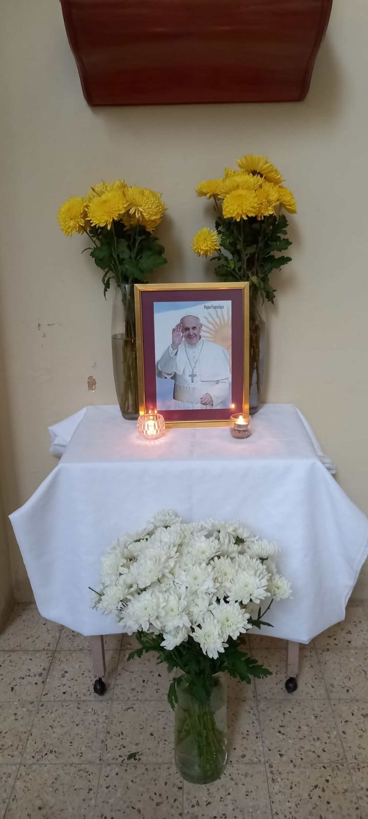 Jujeños rezan por el descanso del Papa Francisco Jujeños rezan por el descanso del Papa Francisco