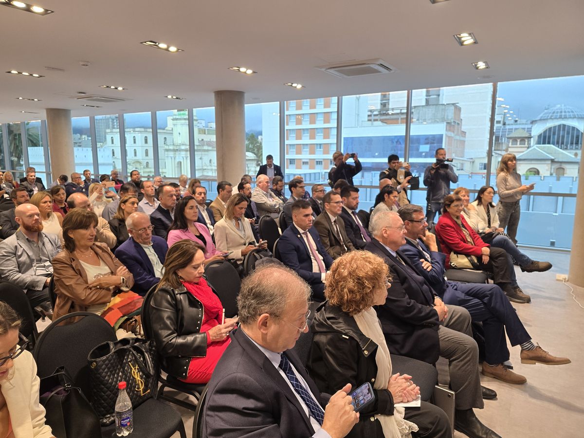 Modernización y Cooperación para el Corredor Bioceánico de Capricornio