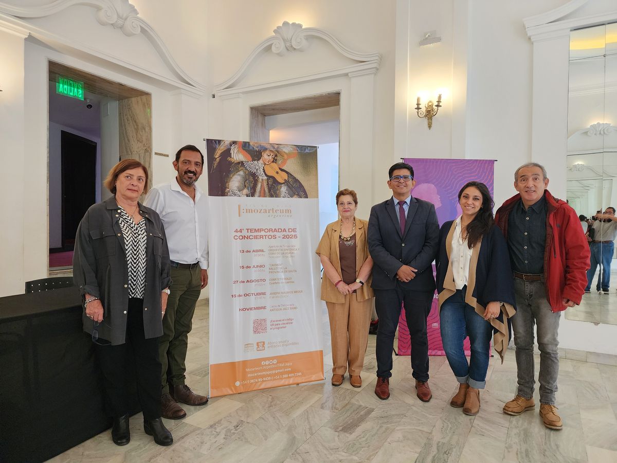 Lanzamiento en el Teatro Mitre de la nueva Temporada del Mozarteum, en su 44ª edición
