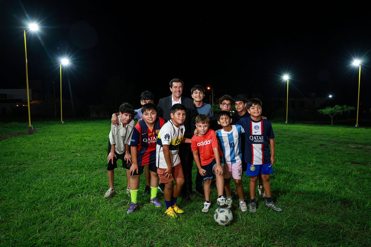 Sadir en la inauguración del sistema de iluminación led en espacios verdes de Higuerillas - Gobierno de Jujuy