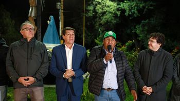 El gobernador Sadir inauguró una obra de iluminación clave en Aguas Calientes