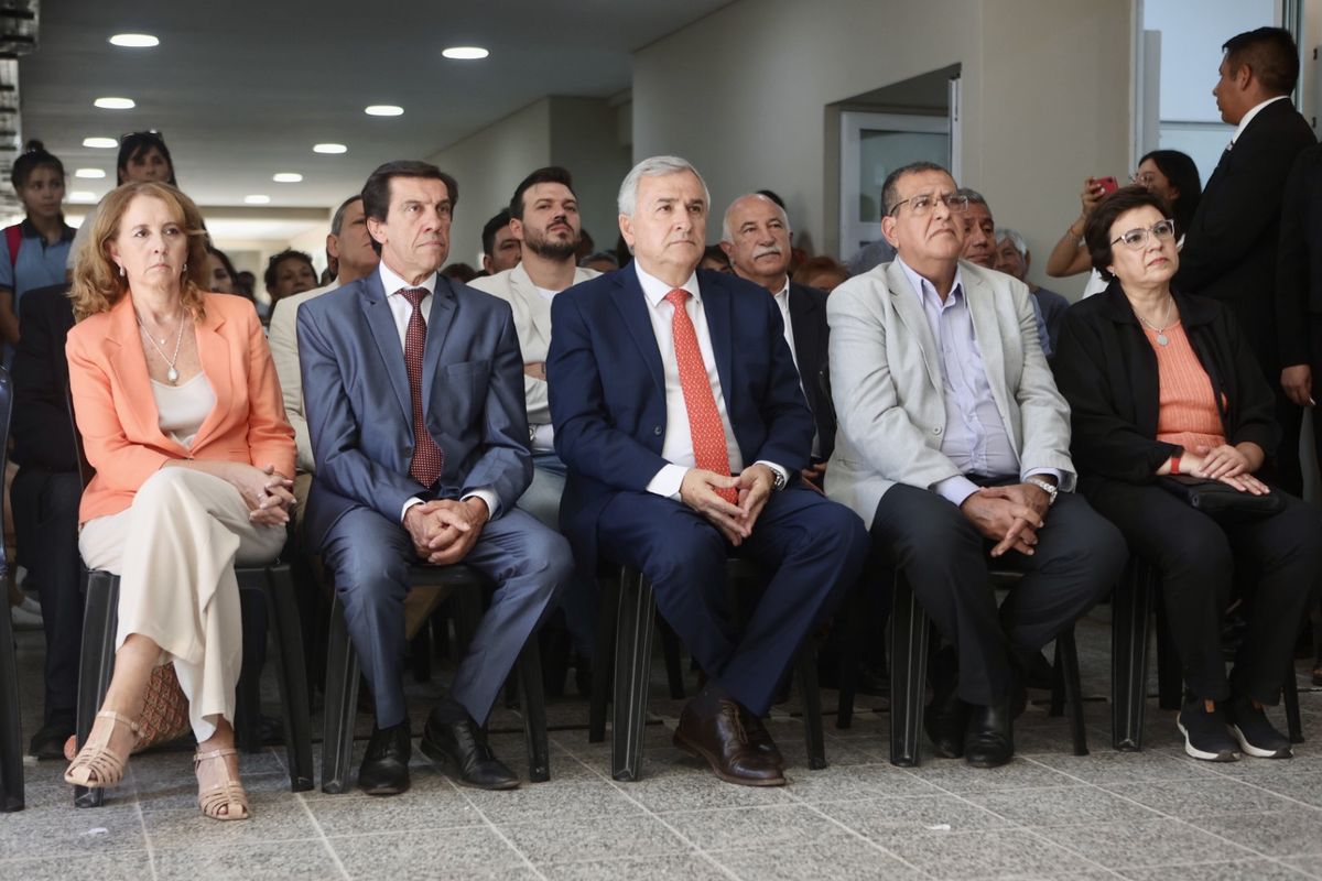 El gobernador Morales y el ministro Sadir inauguraron una escuela de formación laboral en Libertador
