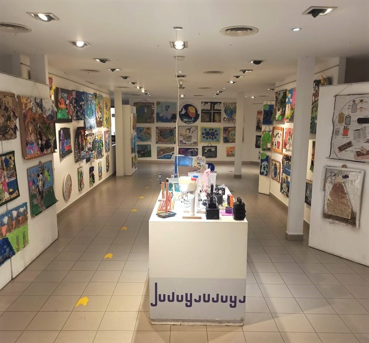 Muestra artística y ambiental 